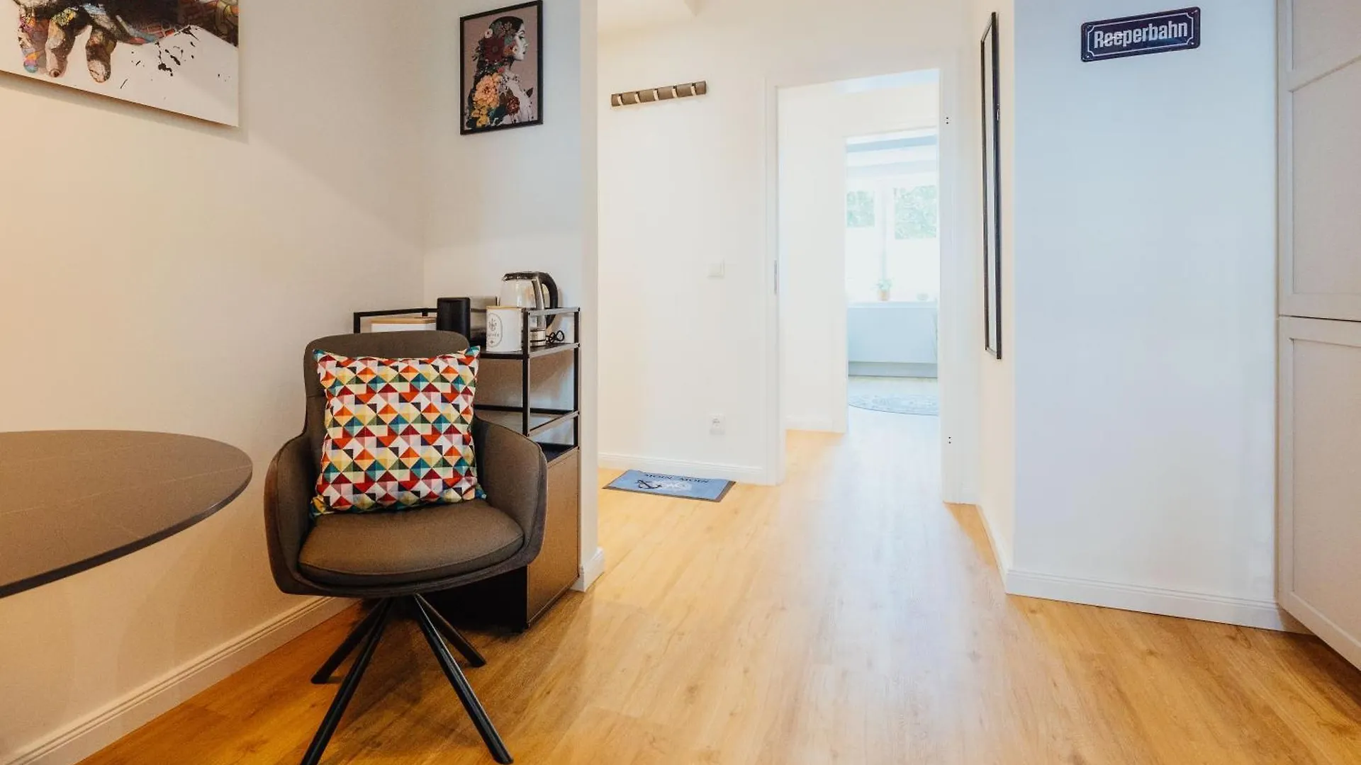 Stylish 2 Room App In Trendy District Of Гамбург 0*,  Германия